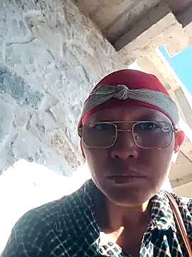 nui-show online show from December 15, 7:56 am