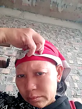 nui-show online show from December 18, 1:00 am