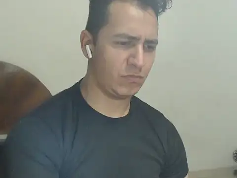 Snapshot of DarkTheKing chatting on October 27, 5:11 am DarkTheKing online show from October 27, 5:11 am