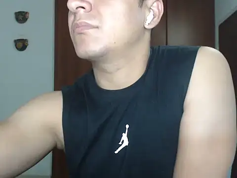 DarkTheKing online show from January 17, 6:29 am