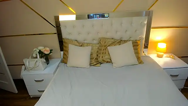 Wild Angel999 online show from November 14, 7:29 am