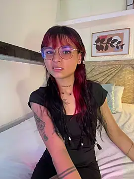 Emma duff online show from March 20, 7:52 pm