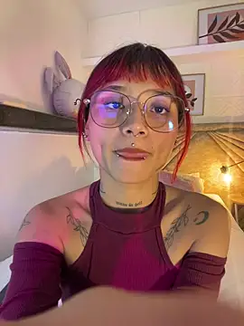 Emma duff online show from April 2, 7:33 pm