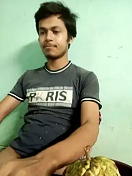 maxmishra18 online show from November 25, 11:21 am