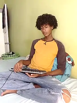 skinnyxsoo online show from October 19, 5:02 pm