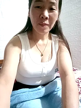 tabby-cat11 online show from December 19, 8:10 am