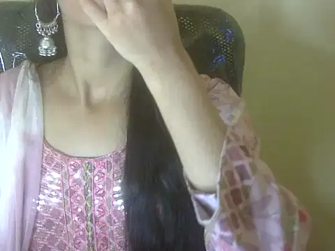 Snapshot of Shezi_N chatting on October 22, 2:23 am Shezi N online show from October 22, 2:23 am