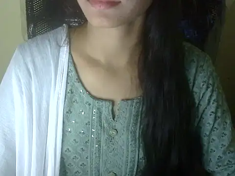 Snapshot of Shezi_N chatting on October 27, 12:42 pm Shezi N online show from October 27, 12:42 pm