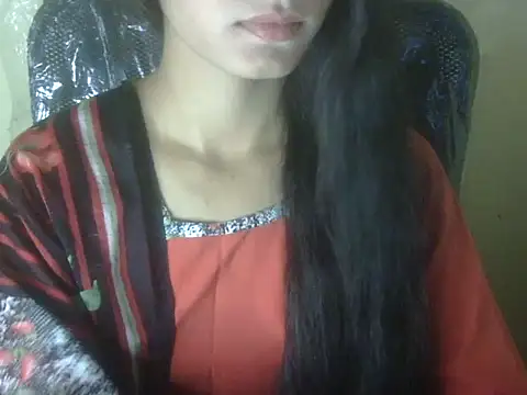 Snapshot of Shezi_N chatting on October 29, 9:55 am Shezi N online show from October 29, 9:55 am