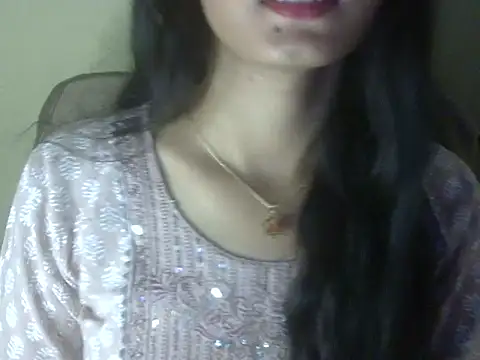 Snapshot of Shezi_N chatting on June 30, 2:29 pm Shezi N online show from June 30, 2:29 pm