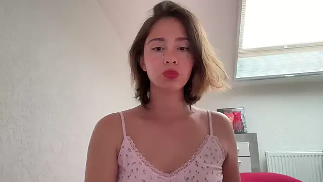 Snapshot of WillHannah chatting on July 3, 1:17 pm WillHannah online show from July 3, 1:17 pm