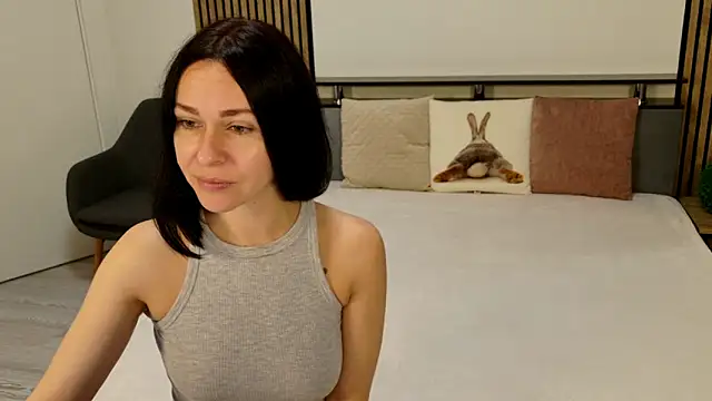 DitaNoir online show from November 18, 7:13 am