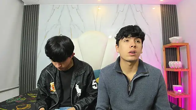 hoot booys  online show from April 22, 9:16 pm