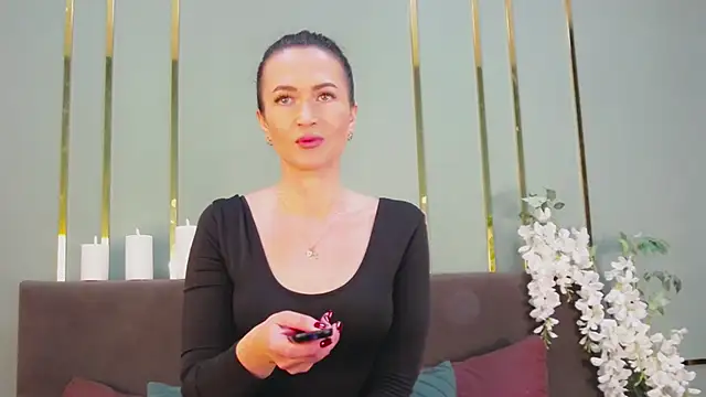 JaneWalch online show from November 17, 10:10 am