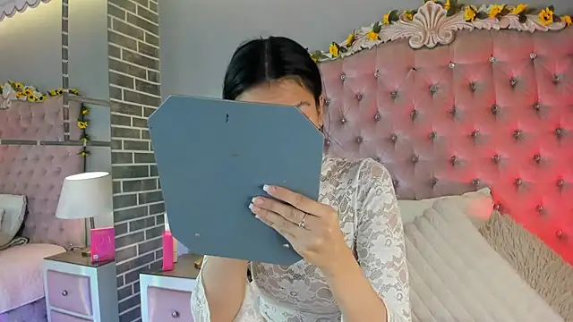 TanyaBello online show from April 21, 4:30 am