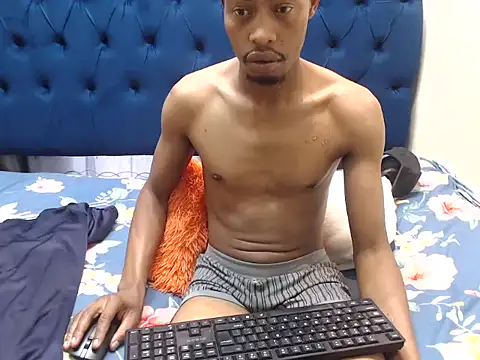 Snapshot of Mrshyguy194 chatting on November 8, 3:01 pm Mrshyguy194 online show from November 8, 3:01 pm