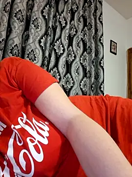 Ariana381 online show from December 14, 9:30 pm