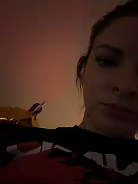 Snapshot of kinkysarahx chatting on January 11, 5:29 pm kinkysarahx online show from January 11, 5:29 pm