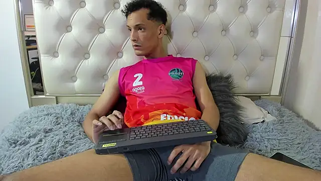 IM MaxPassion online show from October 19, 11:33 am