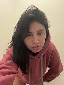 Snapshot of RollinGirl_ chatting on October 20, 3:34 pm RollinGirl  online show from October 20, 3:34 pm