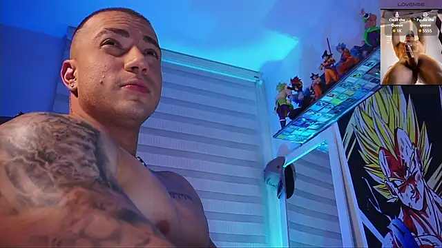 Snapshot of Jherxx chatting on November 15, 3:26 am Jherxx online show from November 15, 3:26 am