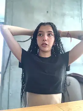 MiaaCute- online show from November 3, 9:48 pm