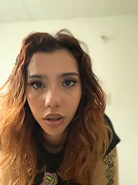 MiaaCute- online show from February 28, 10:00 pm