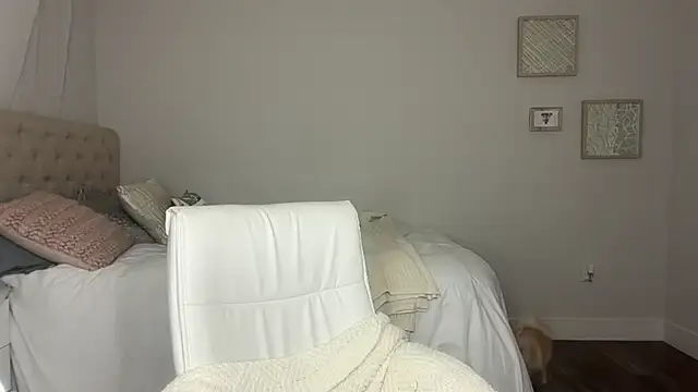 Snapshot of Amberjayxox0 chatting on November 7, 1:05 am Amberjayxox0 online show from November 7, 1:05 am