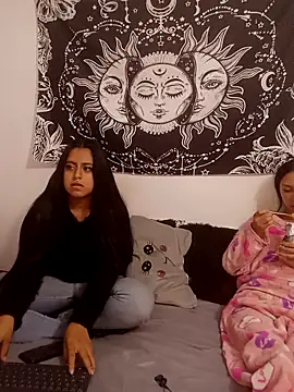 emily n abby online show from March 20, 1:27 pm