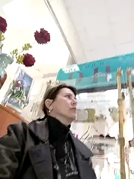 Luna 7777 online show from April 2, 2:37 pm