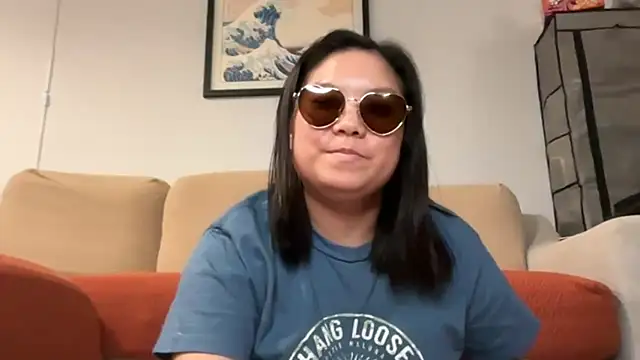 SweetBunny94 online show from May 14, 4:08 am