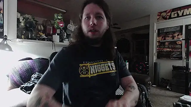 biggerisbetter12 online show from April 8, 5:29 am