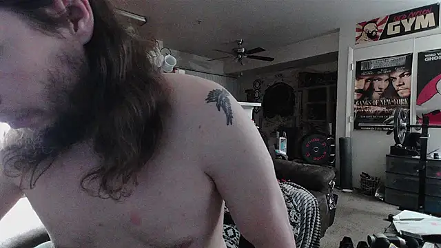 biggerisbetter12 online show from April 14, 11:05 am