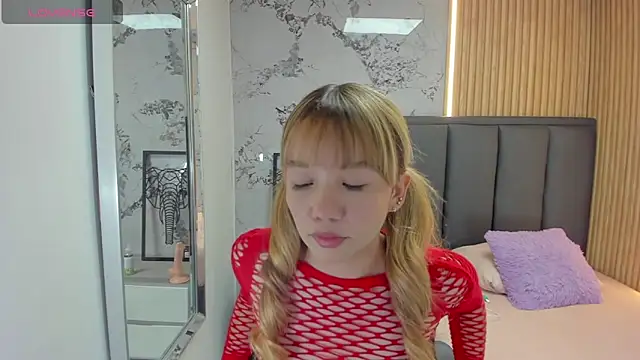 DARIAJACKSON online show from November 12, 7:46 pm