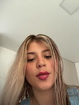  Alicee 1 online show from November 15, 9:21 pm