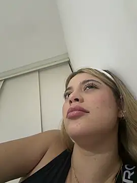  Alicee 1 online show from March 15, 1:33 am