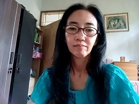 princessD077 online show from October 24, 1:35 am