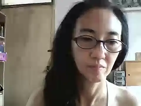 princessD077 online show from December 1, 2:05 am