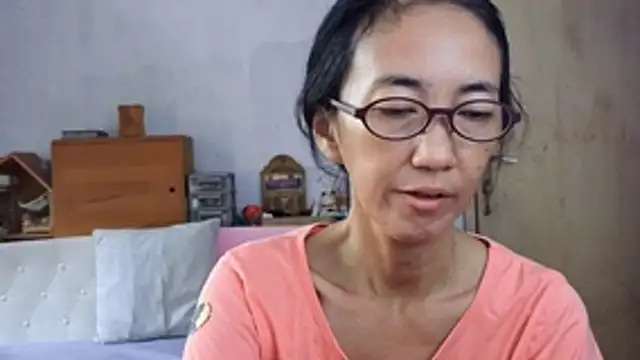 princessD077 online show from April 22, 5:10 am