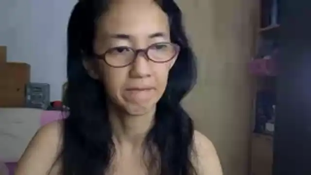 Snapshot of princessD077 chatting on April 25, 4:15 pm princessD077 online show from April 25, 4:15 pm