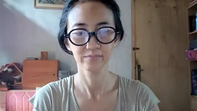 Snapshot of princessD077 chatting on May 2, 11:32 pm princessD077 online show from May 2, 11:32 pm