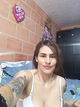 Snapshot of AmeliHoney chatting on November 29, 9:40 pm AmeliHoney online show from November 29, 9:40 pm