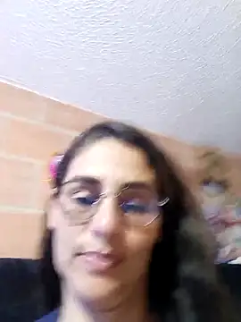 Snapshot of AmeliHoney chatting on March 9, 6:45 pm AmeliHoney online show from March 9, 6:45 pm