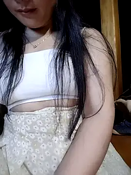 Snapshot of Sinhlinh2020 chatting on May 6, 2:22 pm Sinhlinh2020 online show from May 6, 2:22 pm