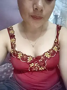 Snapshot of Sinhlinh2020 chatting on May 22, 12:55 pm Sinhlinh2020 online show from May 22, 12:55 pm
