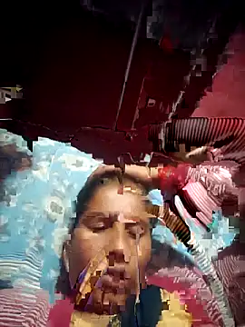 OliveGreen22 online show from November 6, 1:06 am