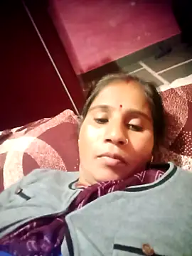 OliveGreen22 online show from November 20, 7:08 am