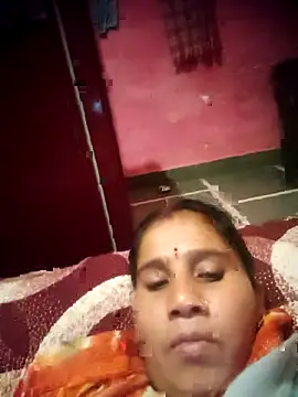 OliveGreen22 online show from November 22, 1:59 am