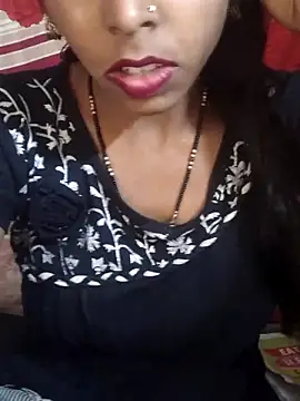 Itz Aisha   online show from April 16, 6:14 am