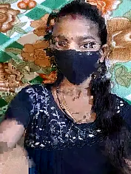 Snapshot of Itz_Aisha__ chatting on July 27, 6:31 am Itz Aisha online show from July 27, 6:31 am